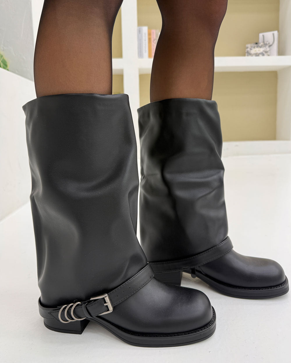 Stivale Mp2707 fibbia Nero