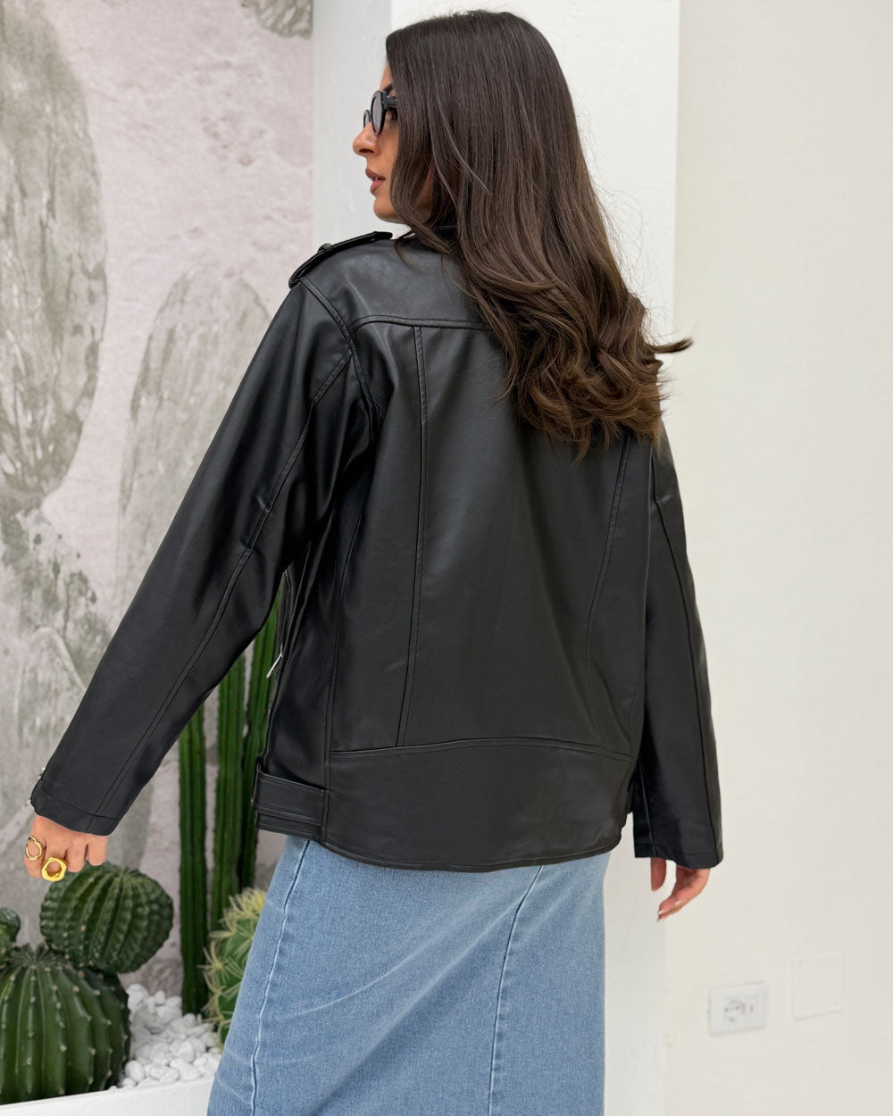 Giacca ecopelle over con zip Nero