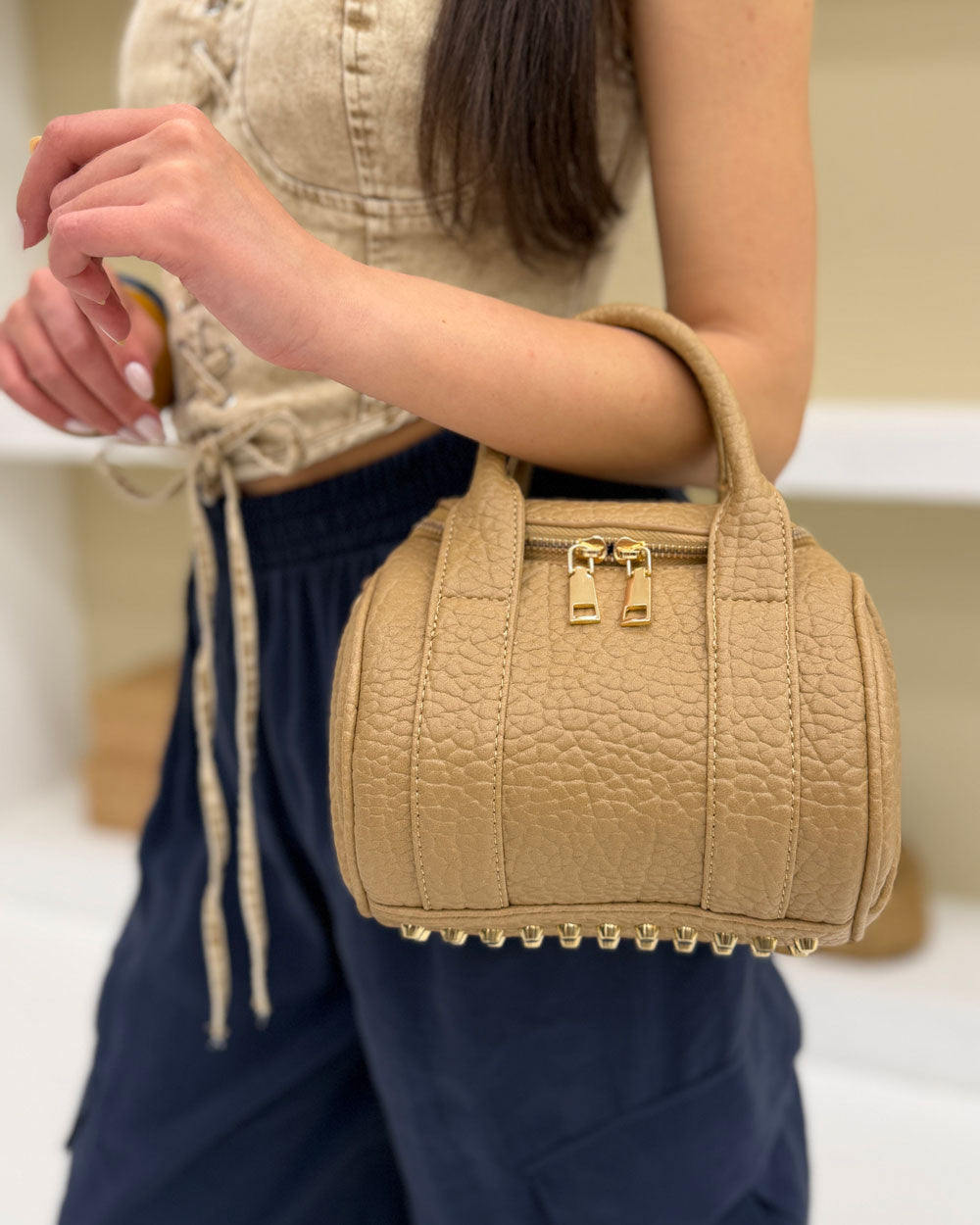 Borsa Bauletto Borchie Beige