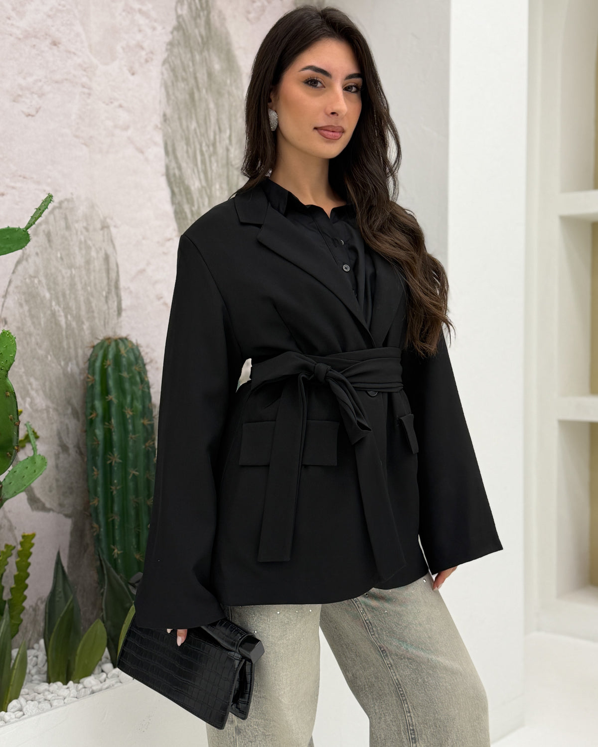 Blazer manica over con cintura Nero