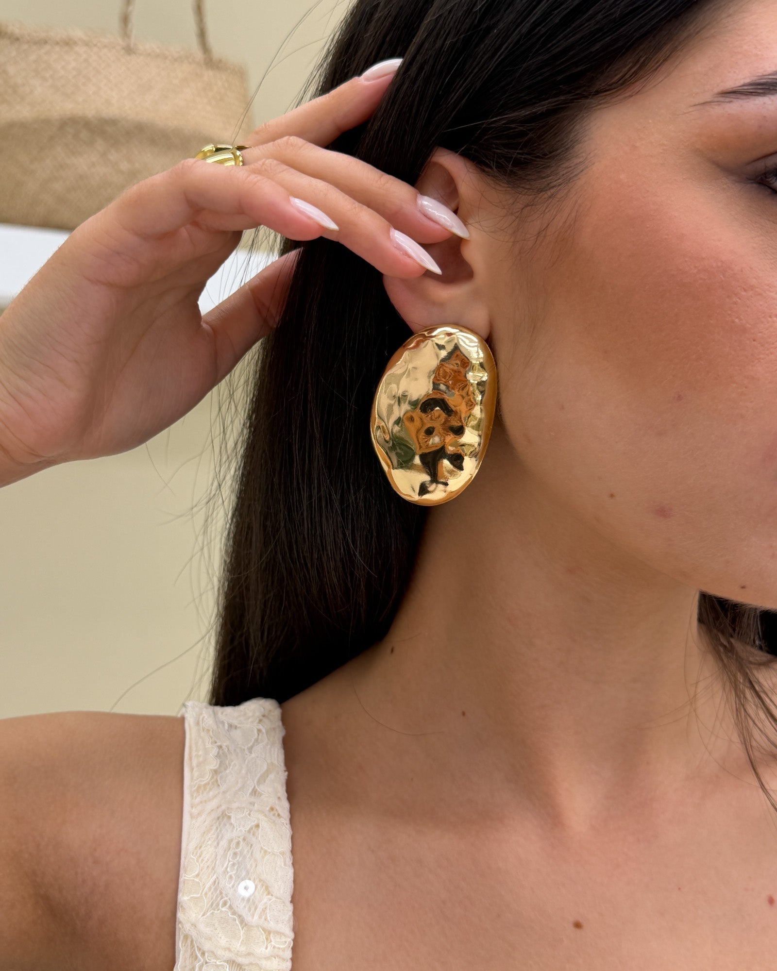 Orecchini oval martellato Oro