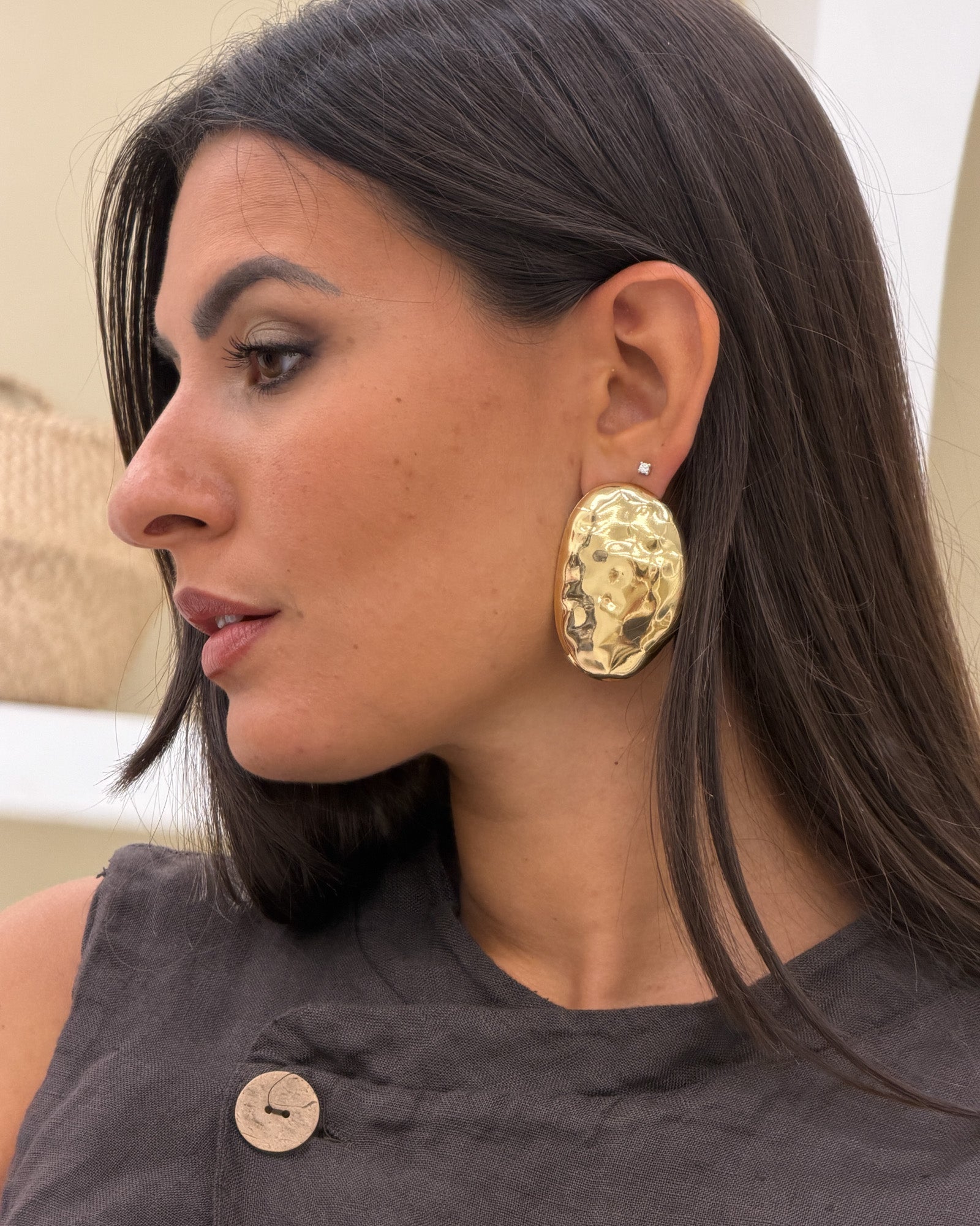 Orecchini oval martellato Oro