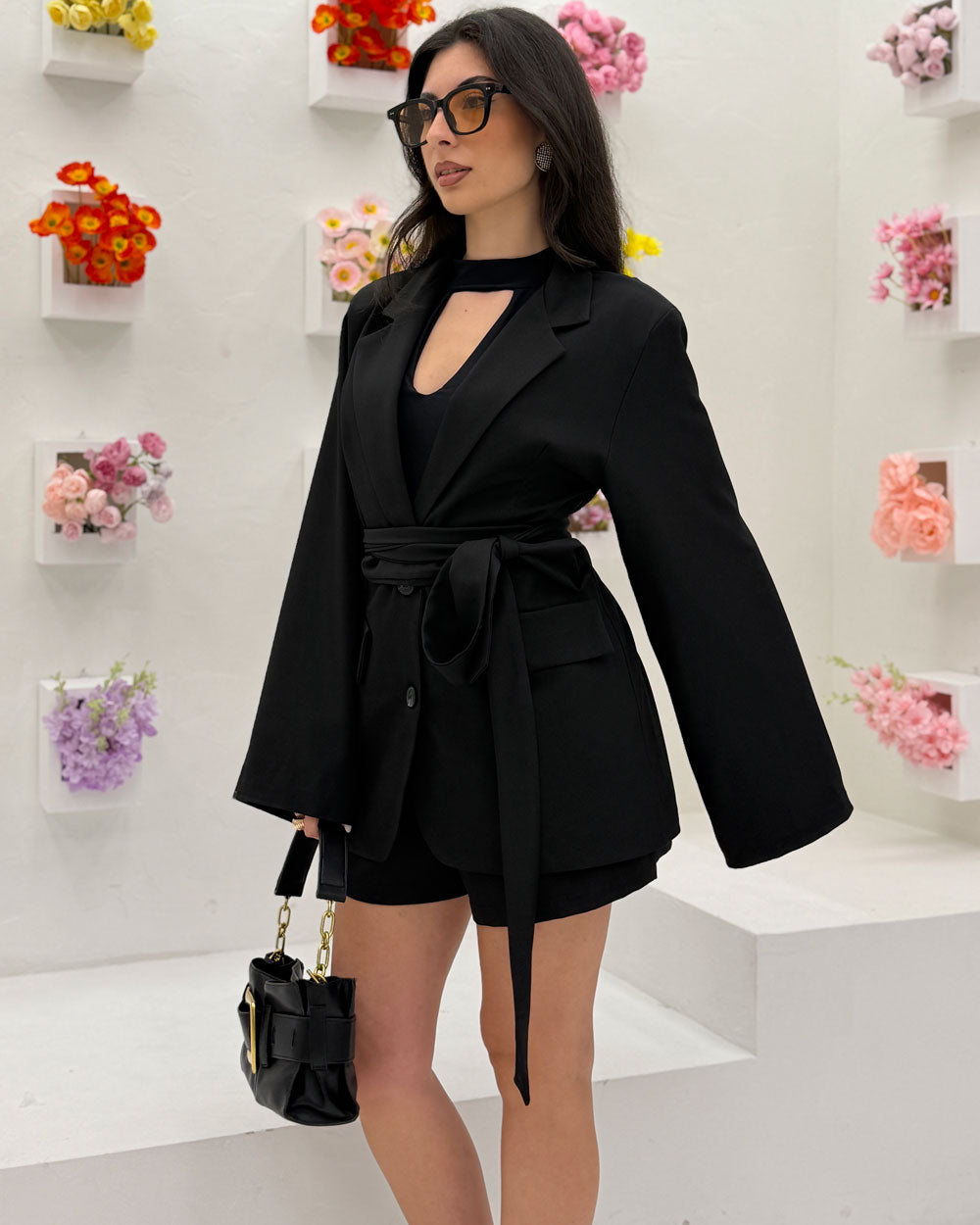 Blazer manica over con cintura Nero