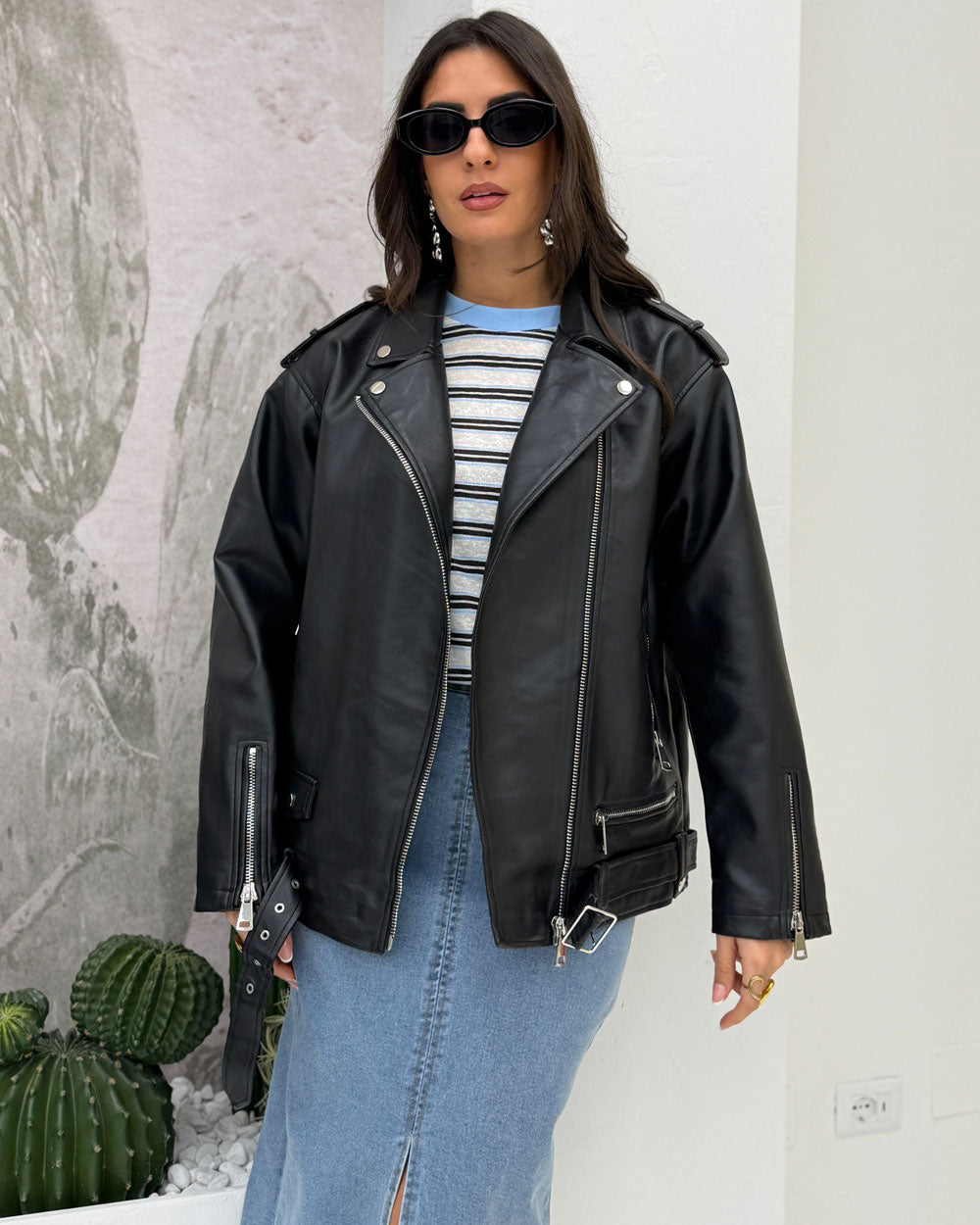 Giacca ecopelle over con zip Nero