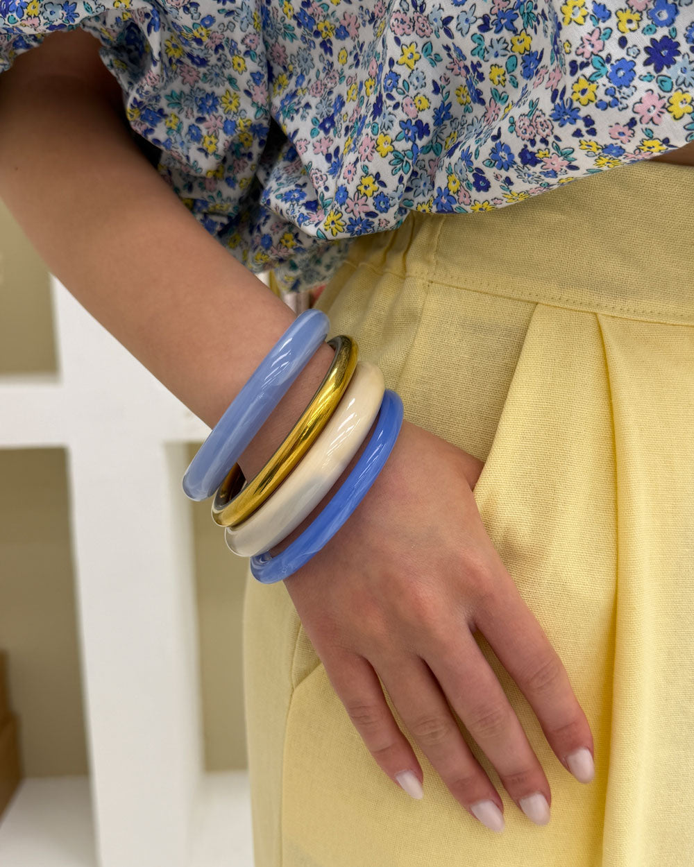 Bracciale Lolita rigido celeste