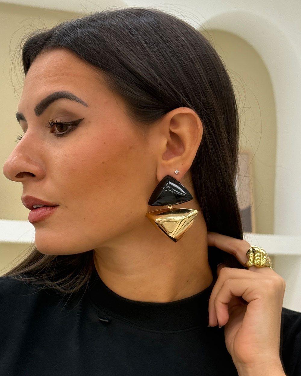 Orecchini Triangolo Oro-Nero