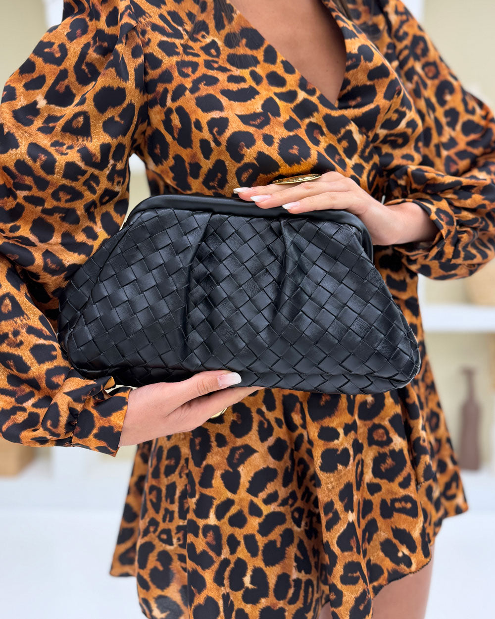 Borsa intrecciata piccola Irina Nero