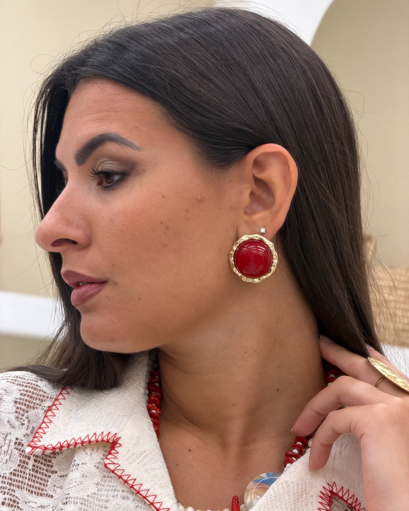 Orecchini bottone pietra Rosso