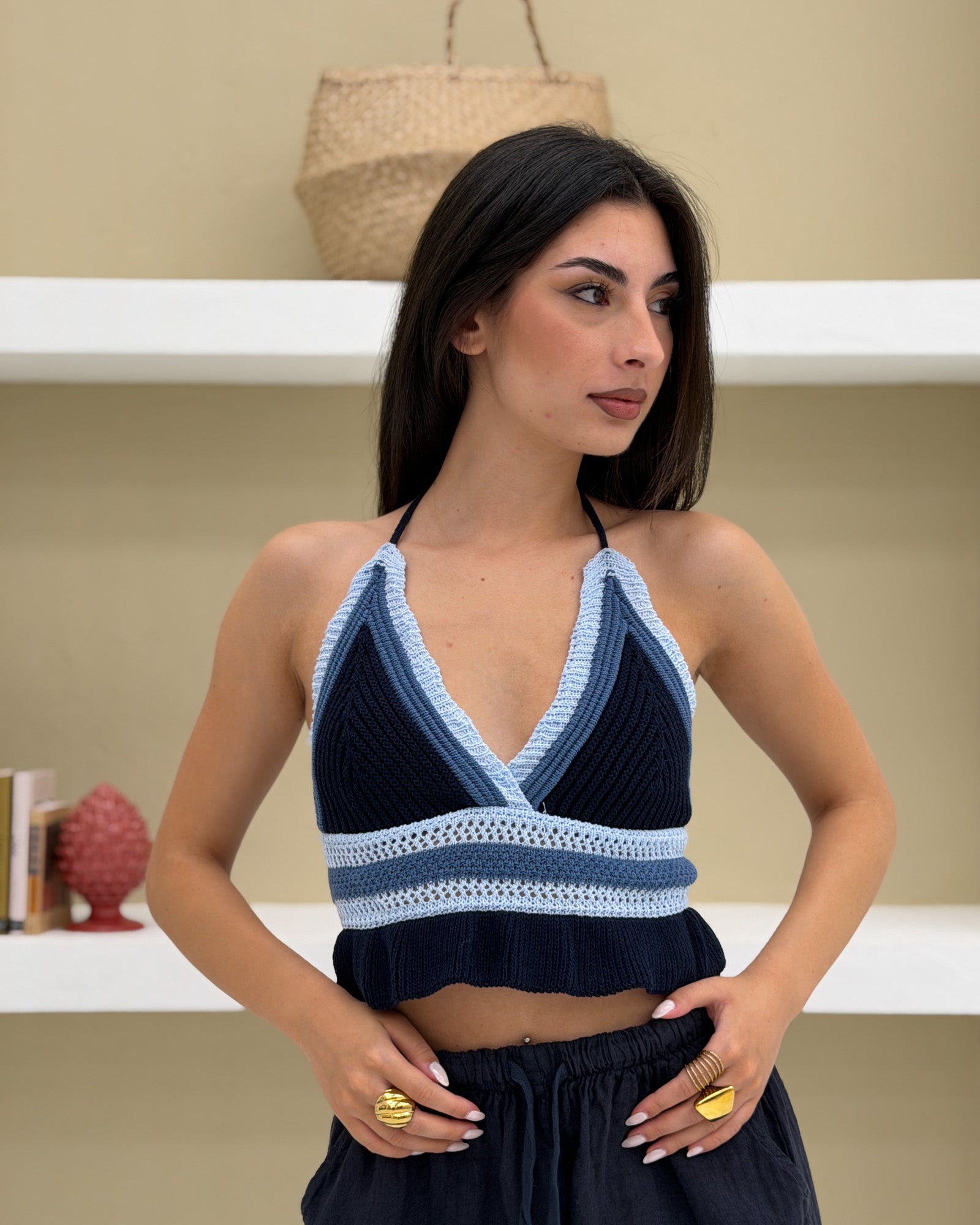 Top Triangolo Crochet Blu