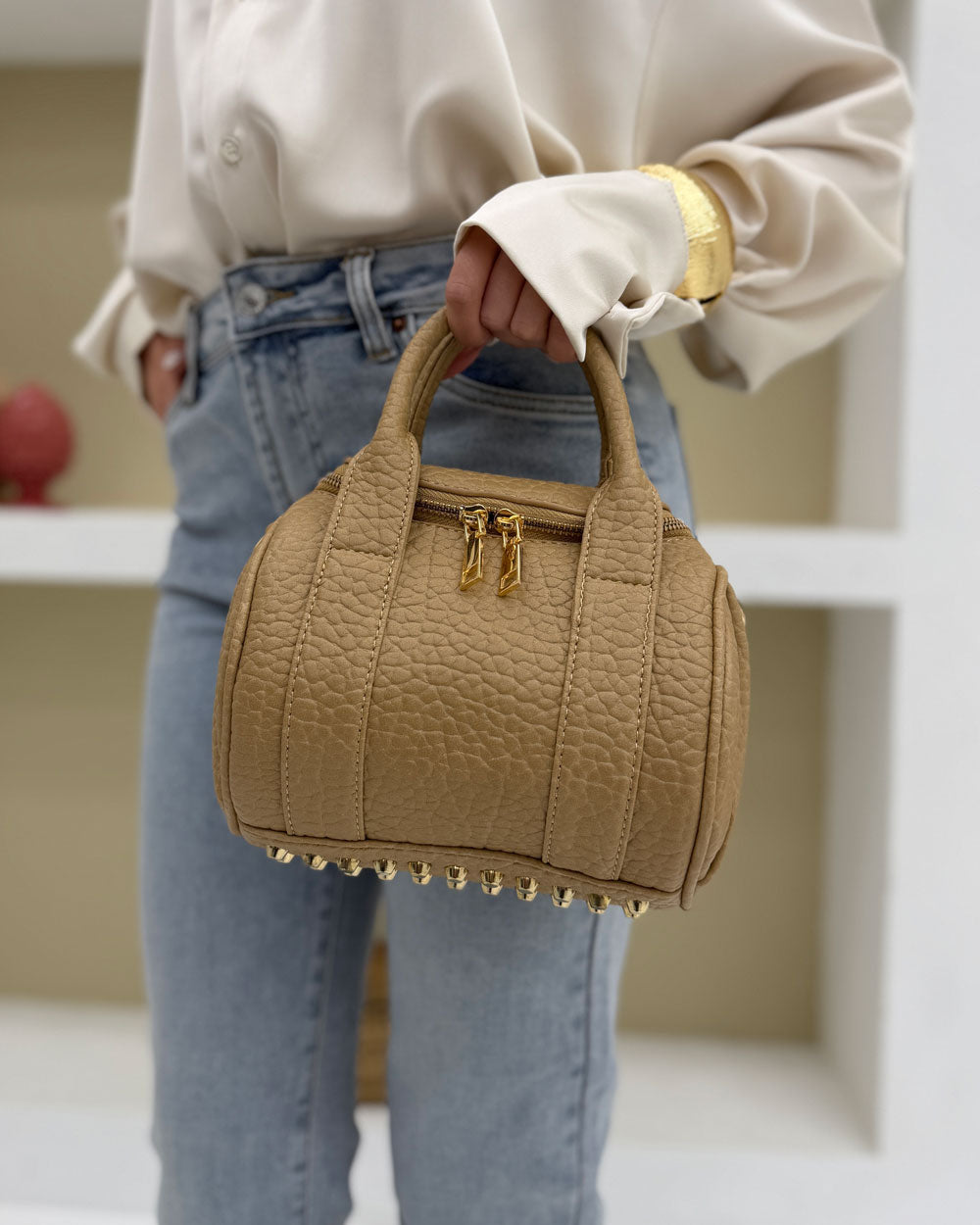 Borsa Bauletto Borchie Beige