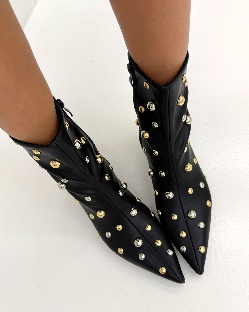 Stivale borchiato Nero